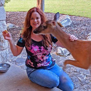 Meet your Posher, Jennifer